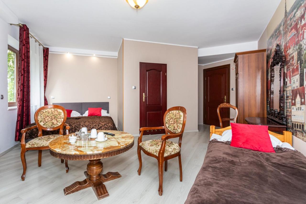 Royal Gdansk Bed & Breakfast ภายนอก รูปภาพ